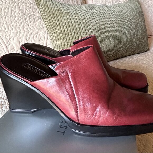 Franco Sarto – Redish Brown leather wedge mule 8M - Picture 4 of 6